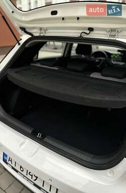 Хэтчбек Hyundai i20 2015 в 