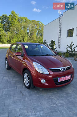 Хетчбек Hyundai i20 2010 в Луцьку