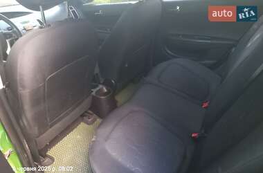 Хэтчбек Hyundai i20 2011 в 
