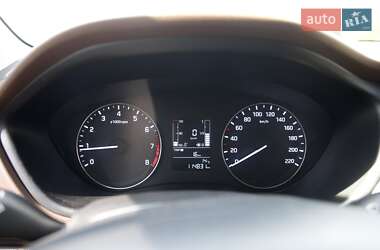 Хэтчбек Hyundai i20 2016 в 