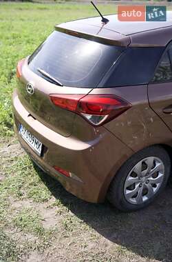Хэтчбек Hyundai i20 2016 в 