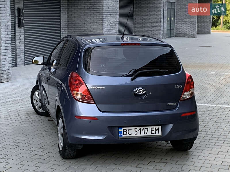 Хэтчбек Hyundai i20 2013 в Хмельницком