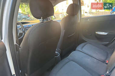Хетчбек Hyundai i20 2013 в 