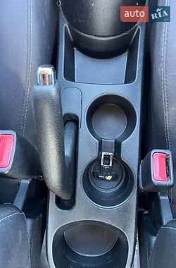 Хетчбек Hyundai i20 2008 в 