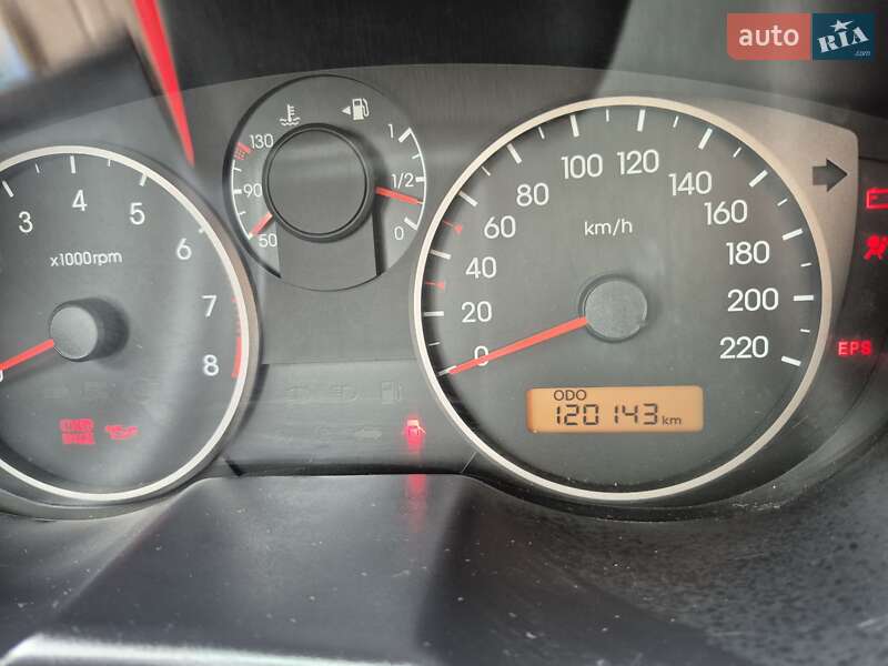 Хэтчбек Hyundai i20 2010 в Виннице