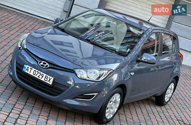 Хетчбек Hyundai i20 2014 в Івано-Франківську