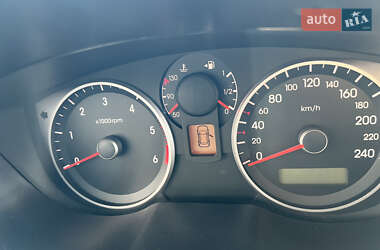 Хэтчбек Hyundai i20 2009 в 