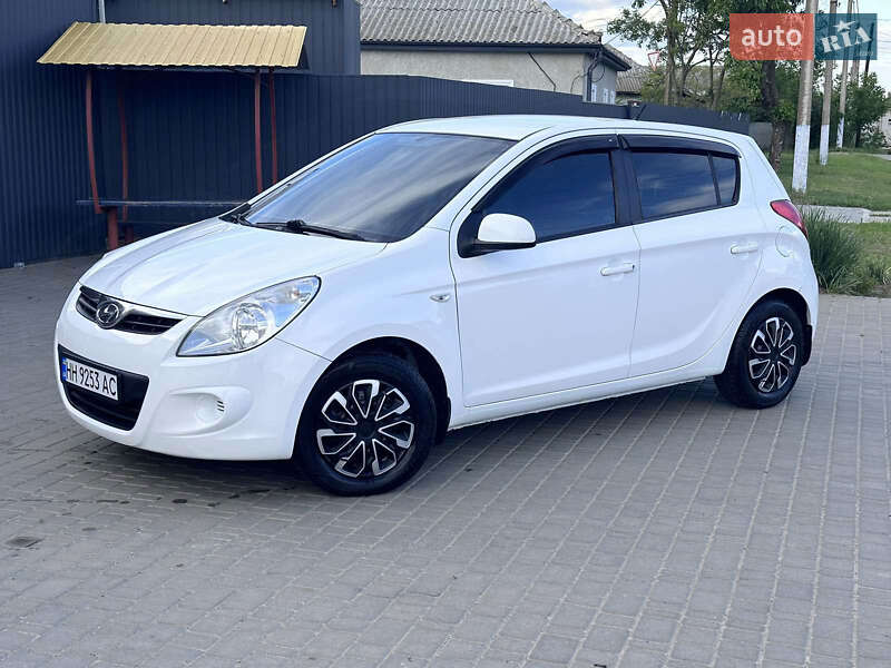 Хэтчбек Hyundai i20 2010 в Килии