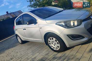 Хэтчбек Hyundai i20 2014 в 