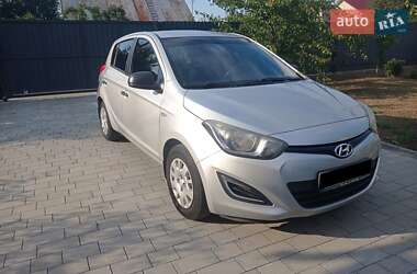 Хэтчбек Hyundai i20 2014 в Луцке