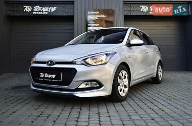 Хэтчбек Hyundai i20 2016 в 