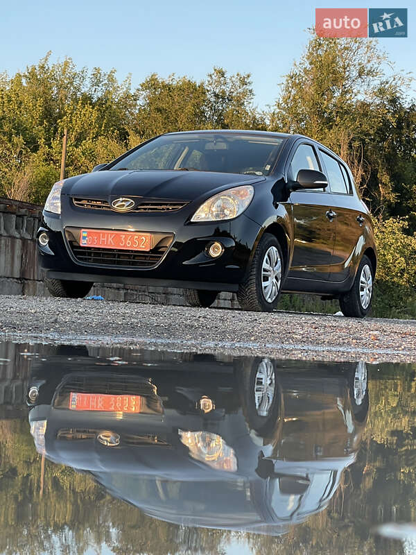 Hyundai i20 2011