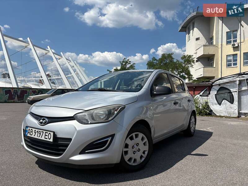 Хэтчбек Hyundai i20 2014 в Киеве фото 39 Хэтчбек Hyundai i20 2014 в Киеве