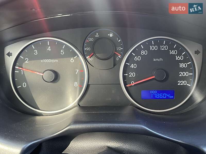 Хэтчбек Hyundai i20 2011 в Николаеве