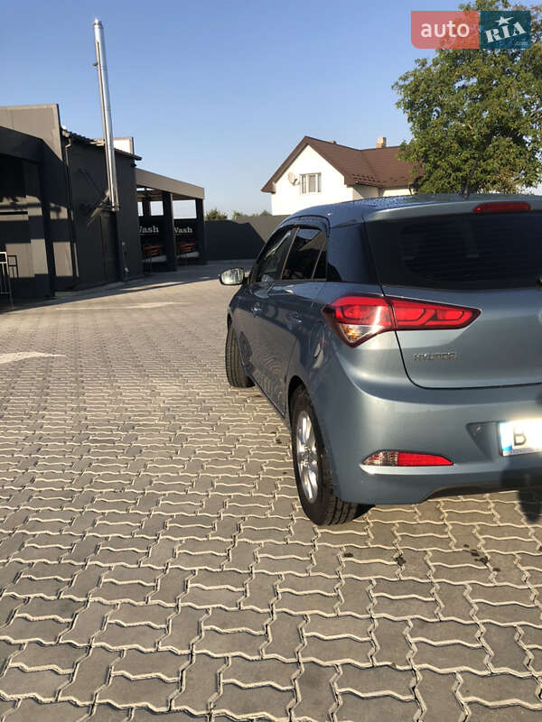 Хэтчбек Hyundai i20 2016 в Дрогобыче