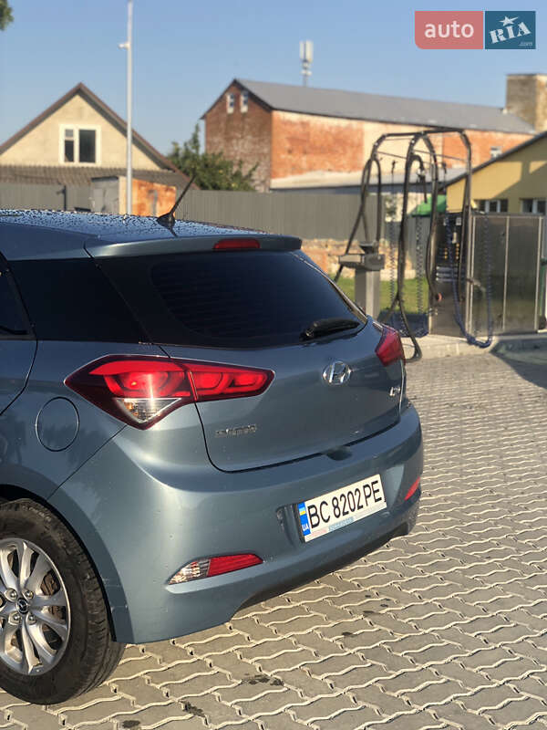 Хэтчбек Hyundai i20 2016 в Дрогобыче