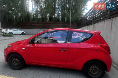 Хэтчбек Hyundai i20 2014 в 