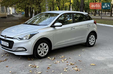 Хэтчбек Hyundai i20 2015 в Желтых Водах