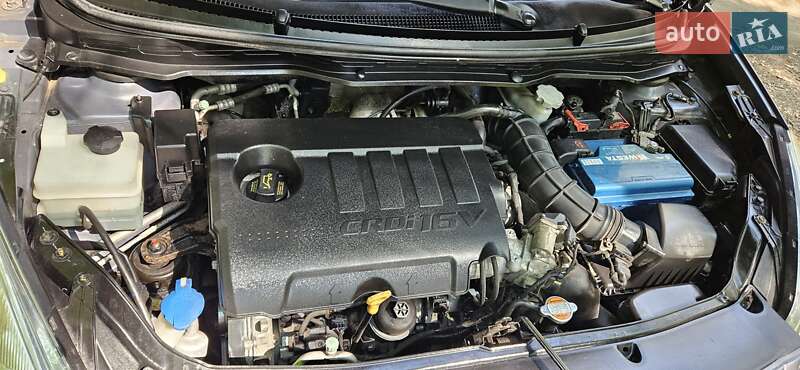 Хетчбек Hyundai i20 2011 в Лубнах