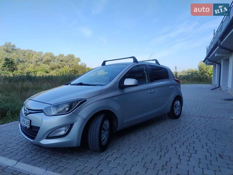 Хетчбек Hyundai i20 2013 в Тернополі