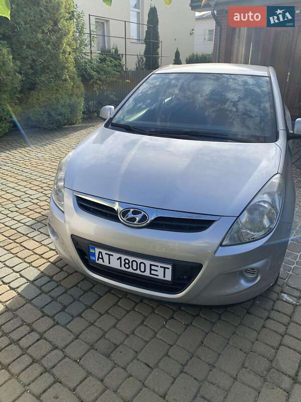 Hyundai i20 2011