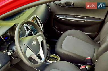 Хэтчбек Hyundai i20 2014 в 
