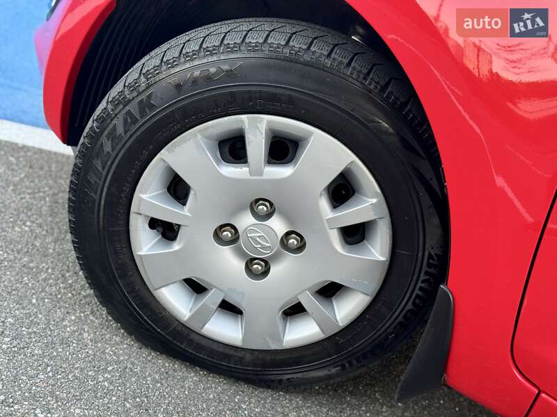 Хэтчбек Hyundai i20 2014 в Киеве фото 27 Хэтчбек Hyundai i20 2014 в Киеве