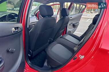 Хэтчбек Hyundai i20 2014 в 