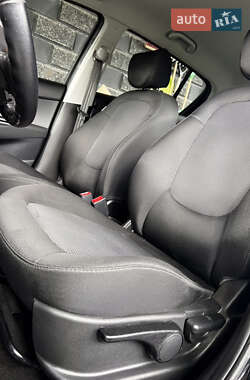 Хетчбек Hyundai i20 2013 в 
