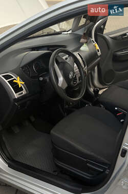 Хэтчбек Hyundai i20 2011 в 