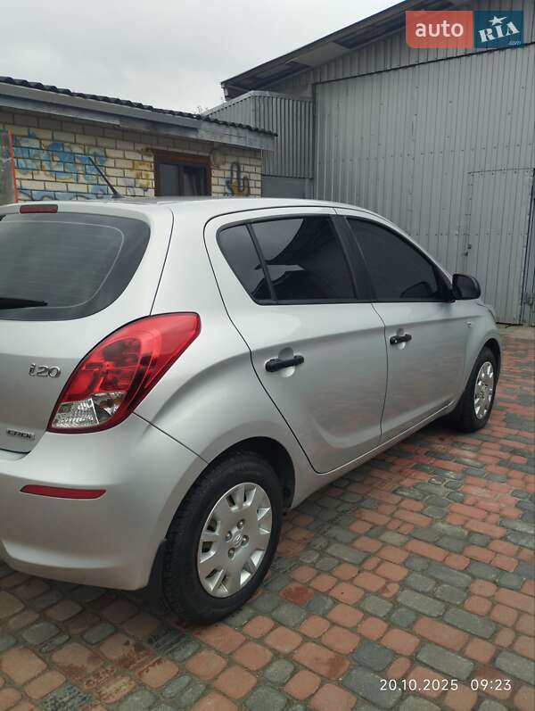 Хетчбек Hyundai i20 2012 в Харкові