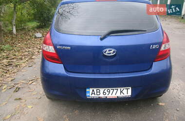 Хетчбек Hyundai i20 2011 в  фото 2 Хетчбек Hyundai i20 2011 в