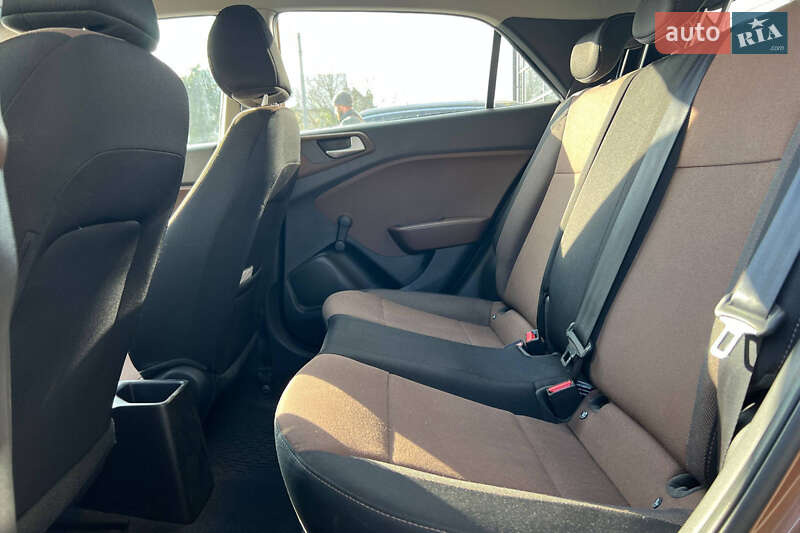 Хэтчбек Hyundai i20 2016 в Ивано-Франковске фото 12 Хэтчбек Hyundai i20 2016 в Ивано-Франковске