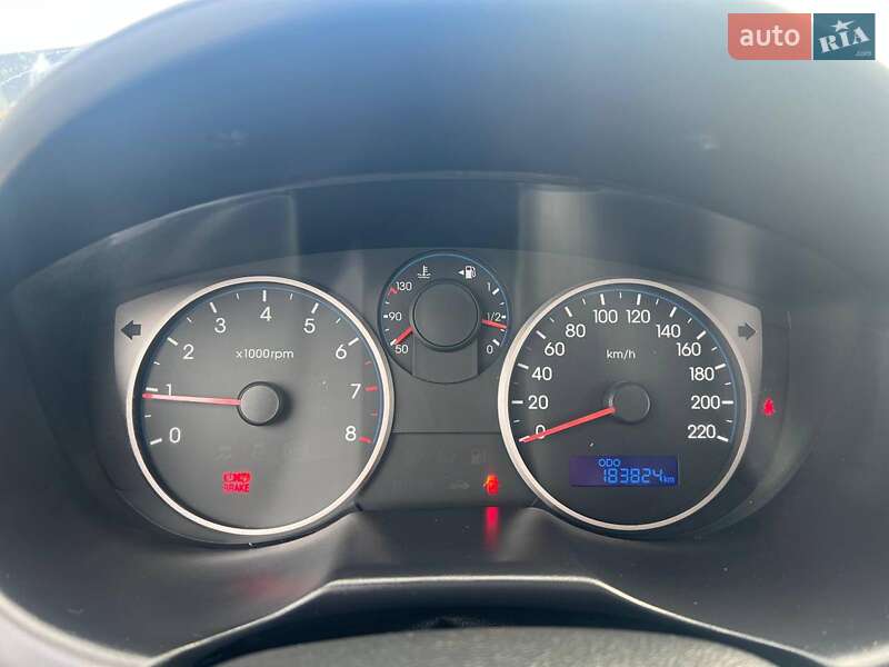 Хэтчбек Hyundai i20 2011 в Львове