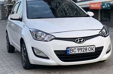 Хетчбек Hyundai i20 2012 в Жовкві
