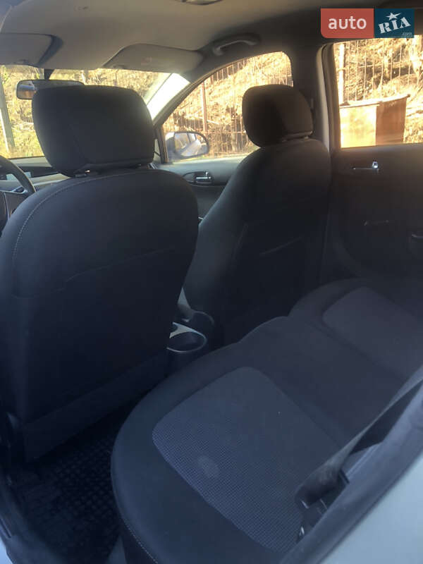 Хетчбек Hyundai i20 2013 в Полтаві фото 10 Хетчбек Hyundai i20 2013 в Полтаві