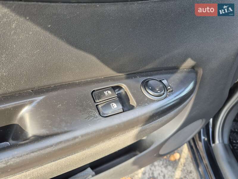 Хэтчбек Hyundai i20 2013 в Ровно фото 15 Хэтчбек Hyundai i20 2013 в Ровно