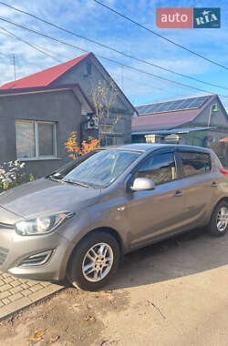Хэтчбек Hyundai i20 2013 в Одессе