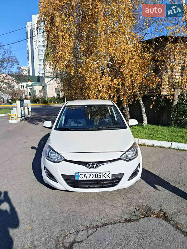 Хетчбек Hyundai i20 2013 в Одесі фото 4 Хетчбек Hyundai i20 2013 в Одесі