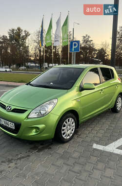 Хэтчбек Hyundai i20 2012 в Кременчуге