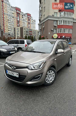 Хэтчбек Hyundai i20 2012 в Киеве