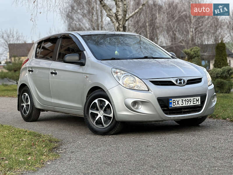 Хетчбек Hyundai i20 2011 в Хмельницькому фото 5 Хетчбек Hyundai i20 2011 в Хмельницькому