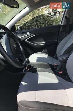 Хетчбек Hyundai i20 2014 в Києві