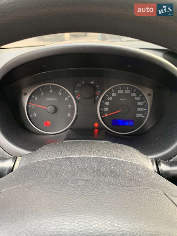 Хетчбек Hyundai i20 2012 в Києві