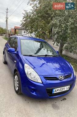 Хэтчбек Hyundai i20 2009 в Коростышеве