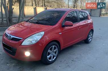 Хэтчбек Hyundai i20 2010 в Днепре