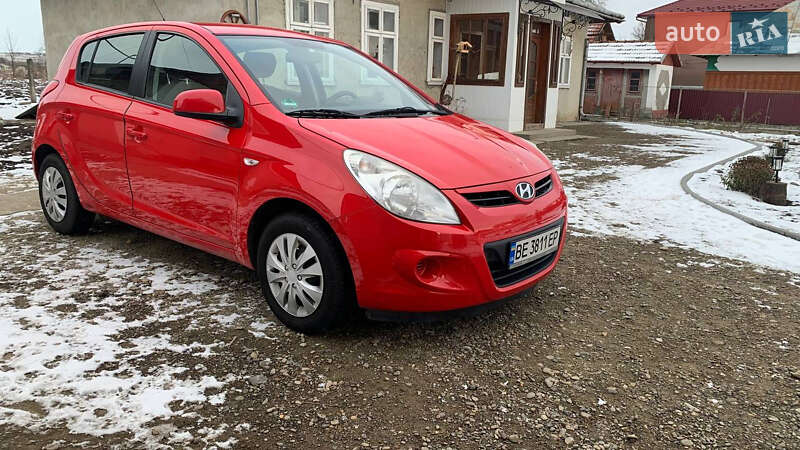 Хетчбек Hyundai i20 2012 в Снятині фото 10 Хетчбек Hyundai i20 2012 в Снятині