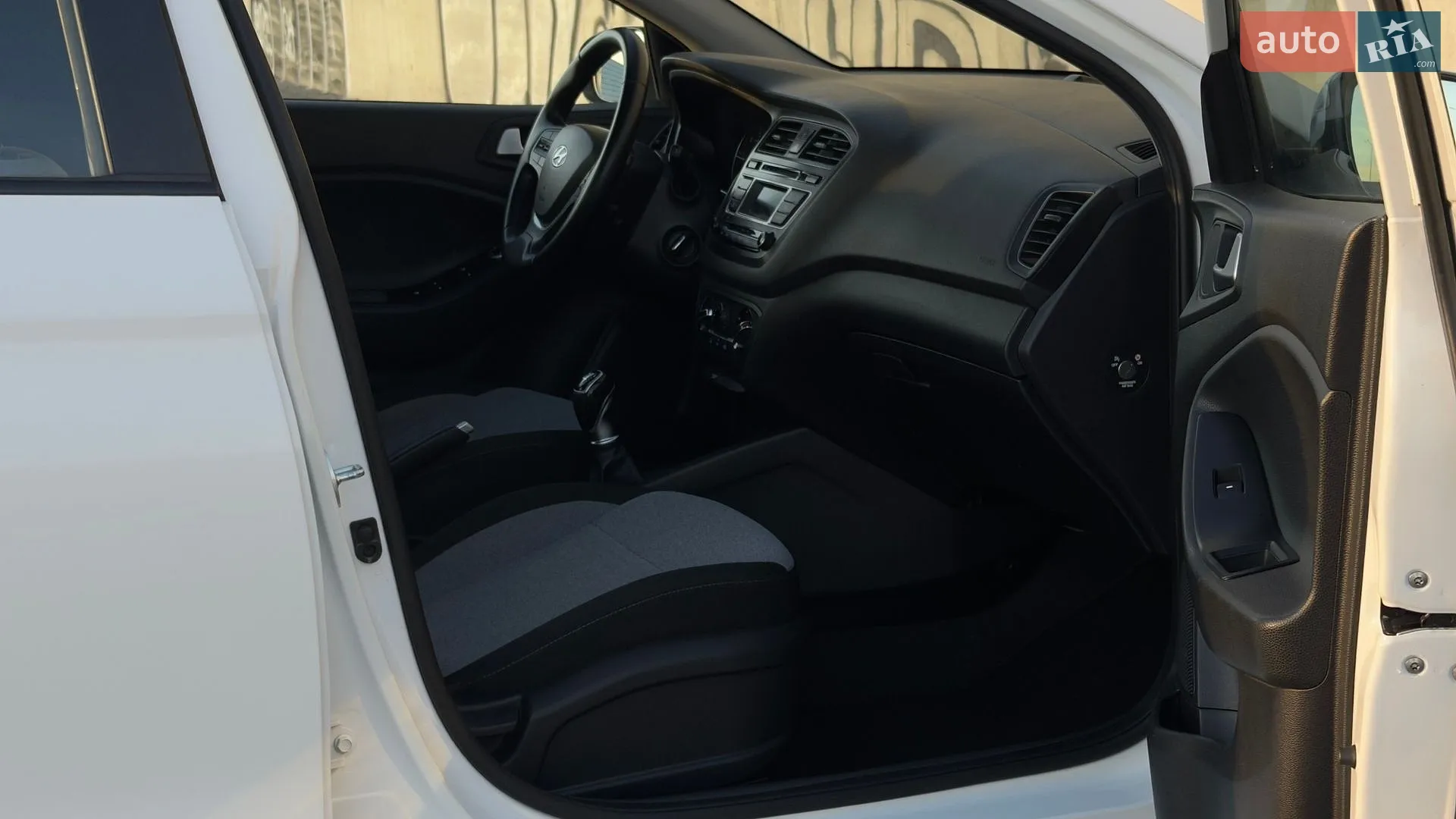 2015 Hyundai i20 - мініатюра 37