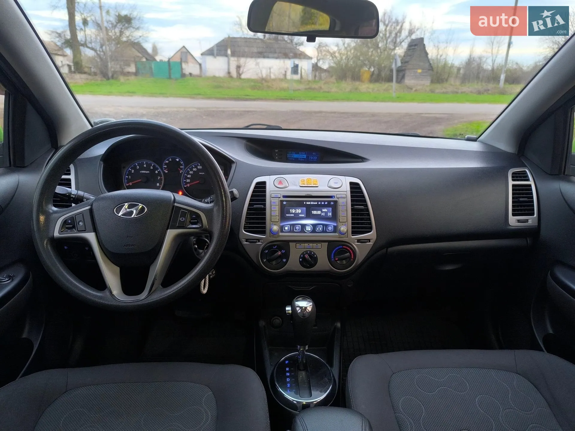 2010 Hyundai i20 - мініатюра 12