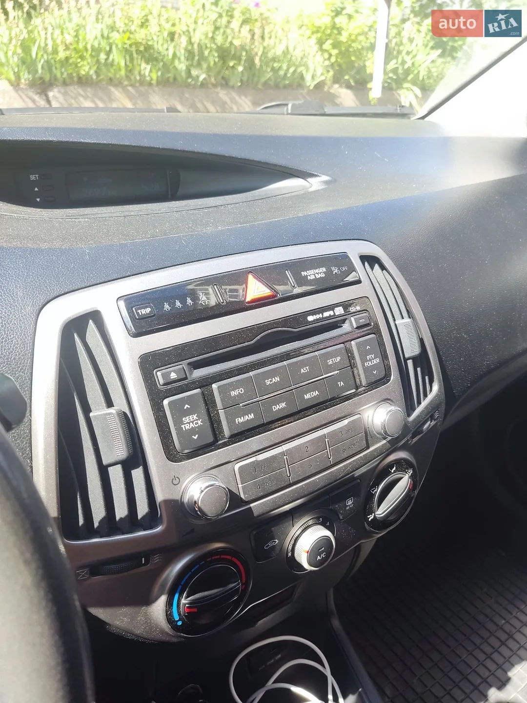 2012 Hyundai i20 - мініатюра 10